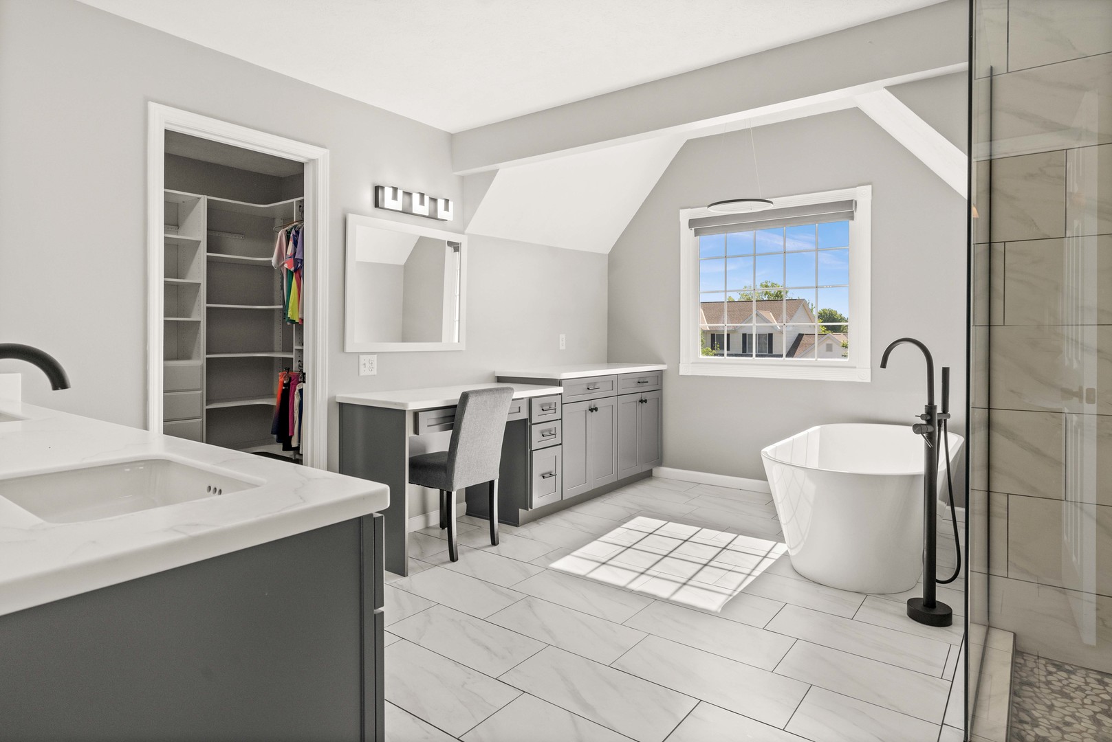2913 Fox Creek Road Bloomington, IL 61705 - Photo 40 of 96 Gallery Image 40
