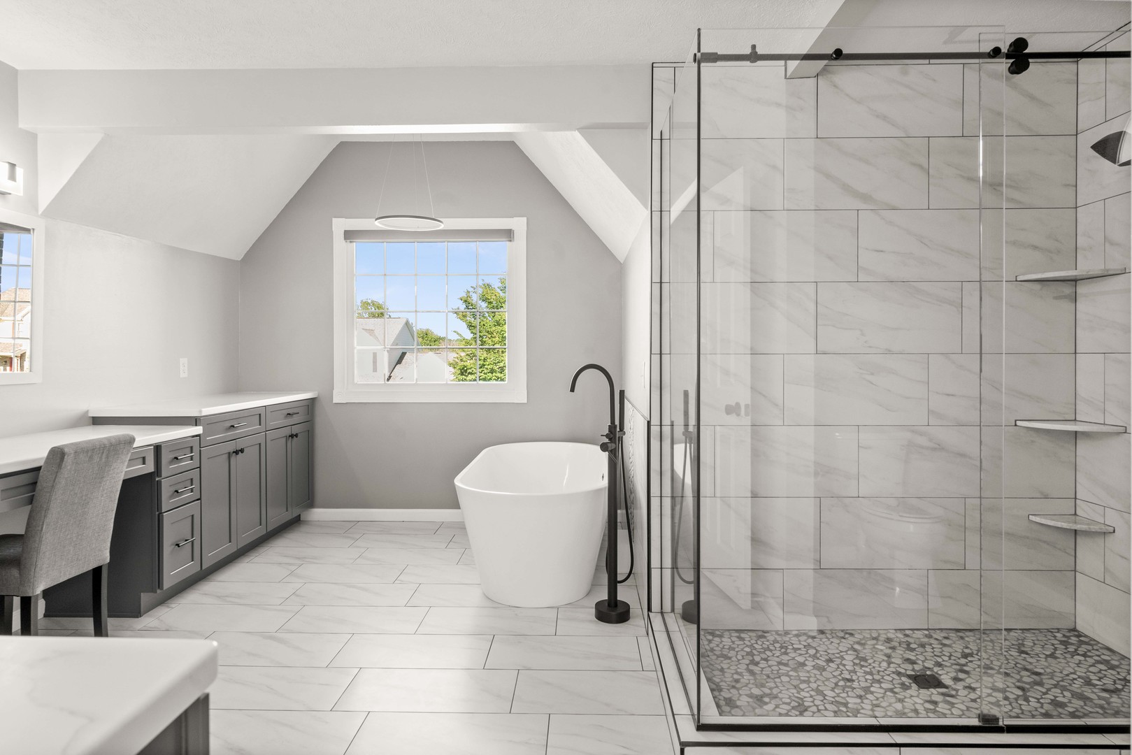 2913 Fox Creek Road Bloomington, IL 61705 - Photo 41 of 96 Gallery Image 41