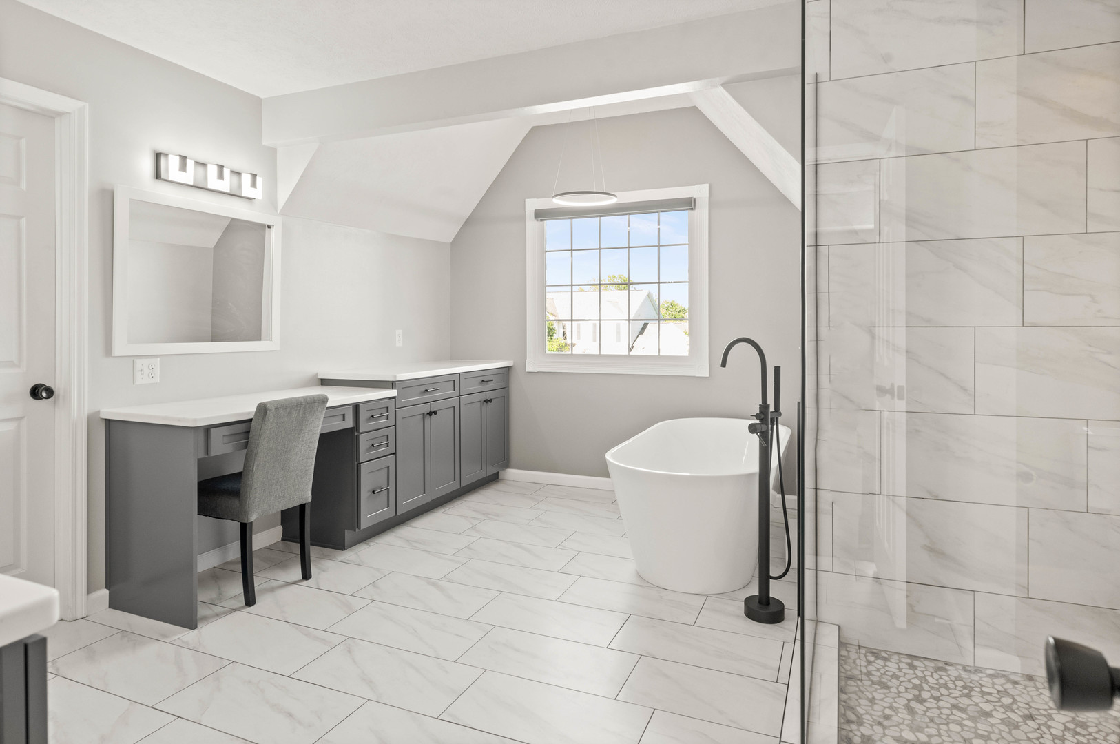 2913 Fox Creek Road Bloomington, IL 61705 - Photo 44 of 96 Gallery Image 44