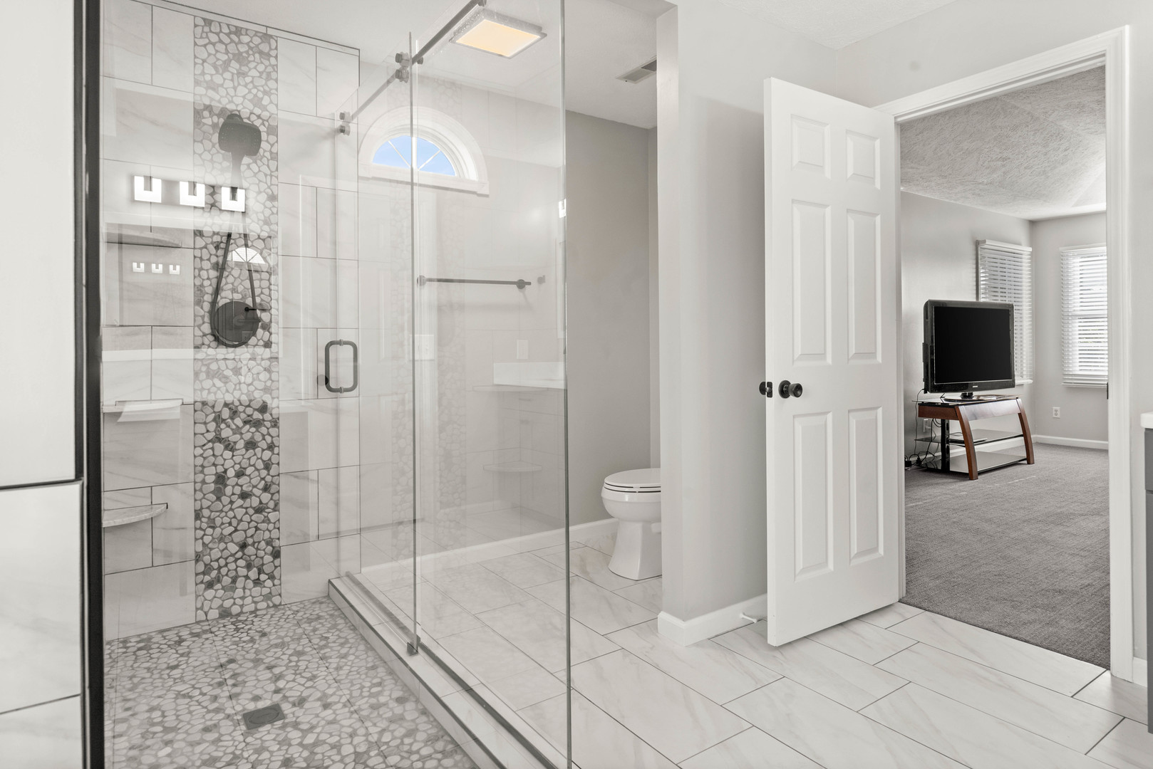 2913 Fox Creek Road Bloomington, IL 61705 - Photo 45 of 96 Gallery Image 45
