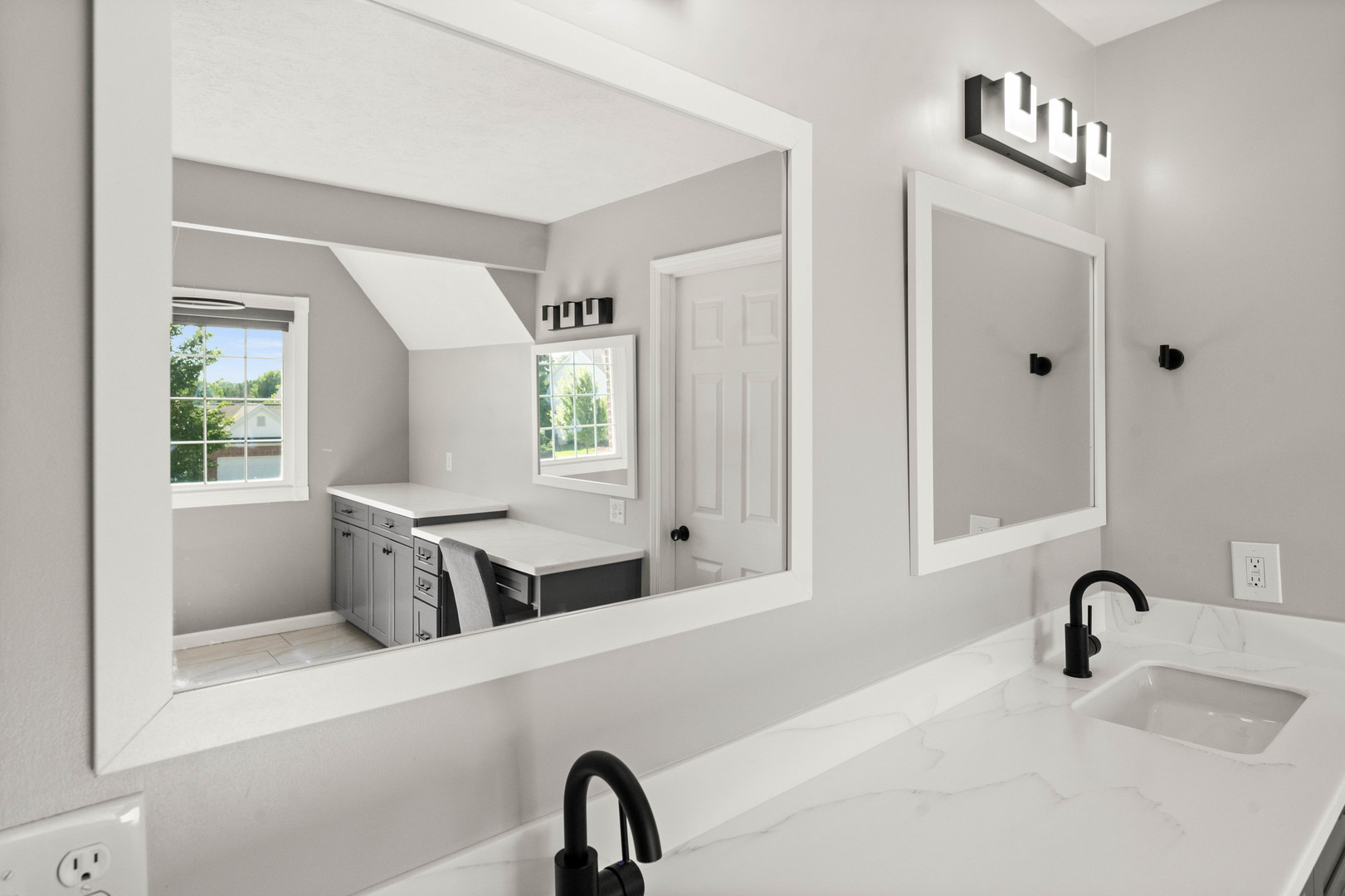 2913 Fox Creek Road Bloomington, IL 61705 - Photo 47 of 96 Gallery Image 47