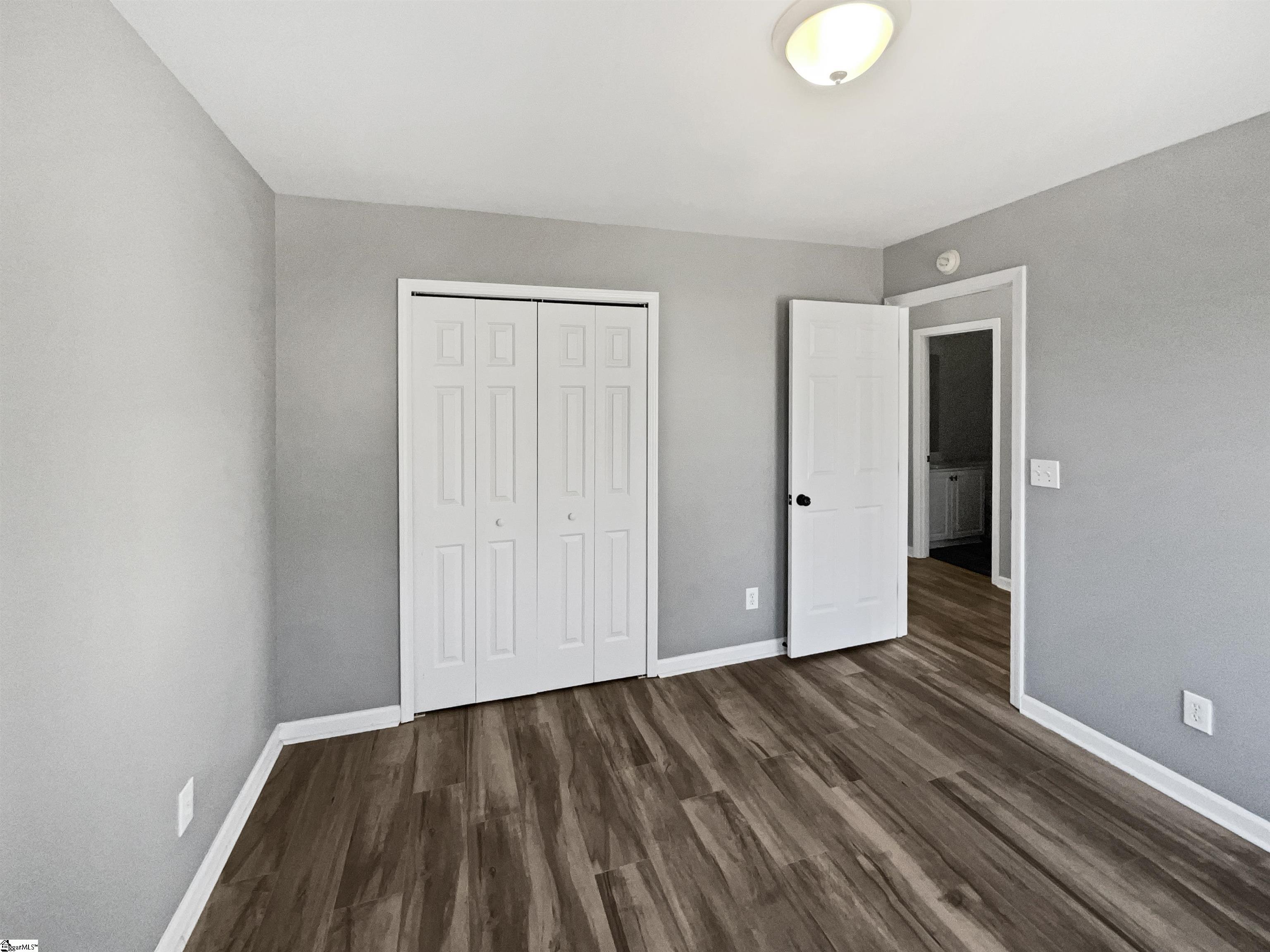 304 Woodruff Lake Way Simpsonville, SC 29681 - Photo 4 of 24