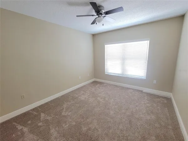 $2,400 | 4220 Pinebrook Circle, Unit 14, Bradenton, FL 34209