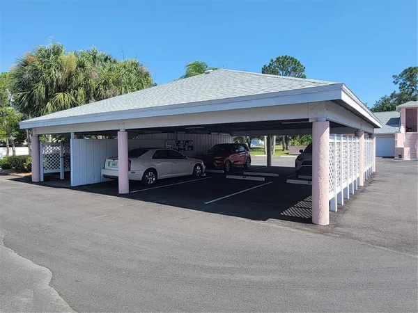 $2,400 | 4220 Pinebrook Circle, Unit 14, Bradenton, FL 34209