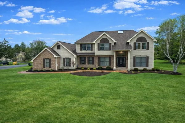 $559,900 | 3 Fairway Crossing, Pittsford, NY 14534