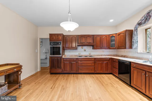 $535,000 | 3 Center Road, Baltimore, MD 21286