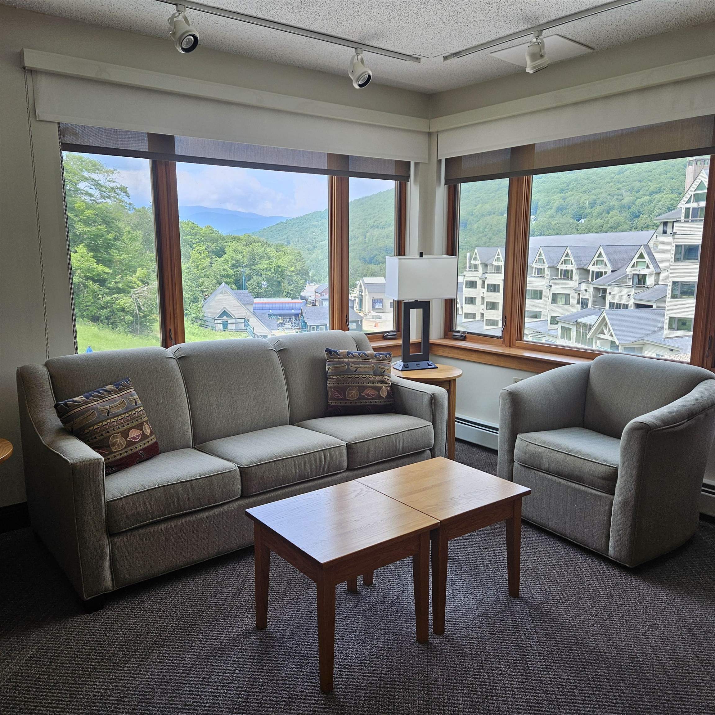 90 Loon Mountain Road, Unit 1104C Lincoln, NH 03251 - Photo 5 of 21