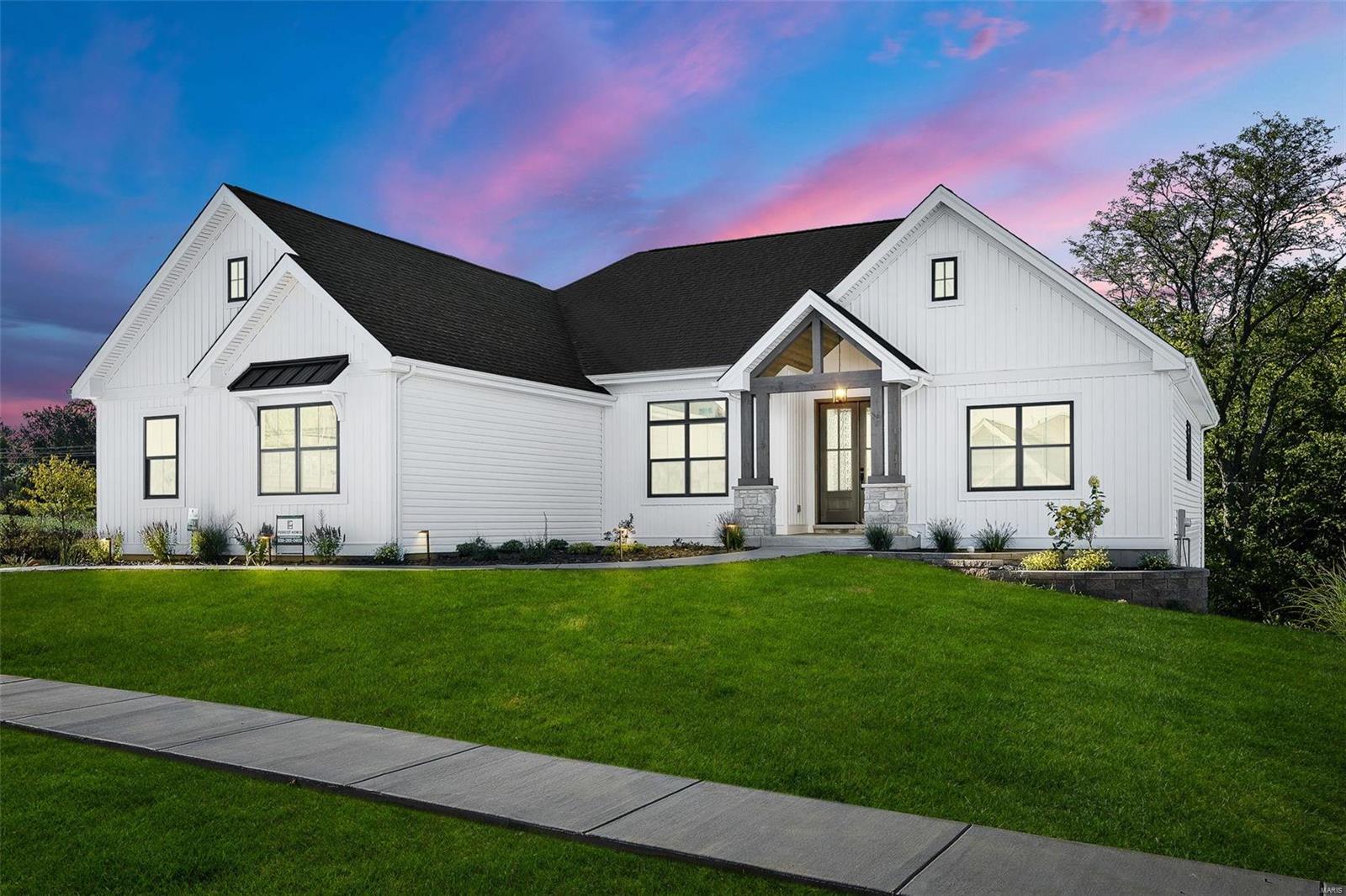 500 Hawthorne Ridge Court, Foristell, MO 63348 Compass