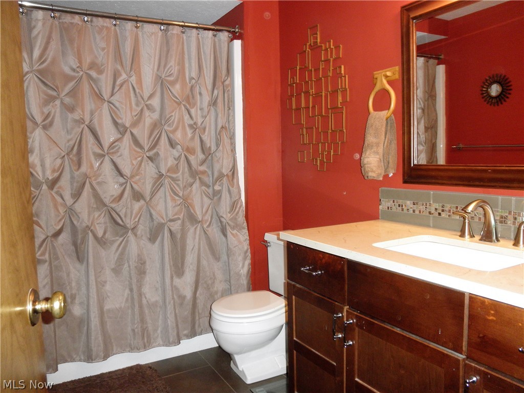19630 Lorain Road, Unit 1 Cleveland, OH 44126 - Photo 12 of 18 Gallery Image 12