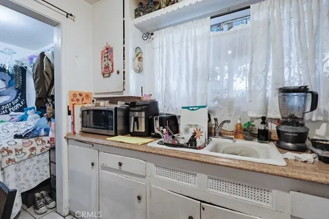 $850,000 | 4322 West 105th Street, Inglewood, CA 90304