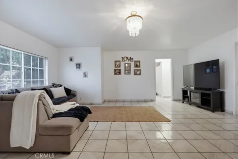 $850,000 | 4322 West 105th Street, Inglewood, CA 90304