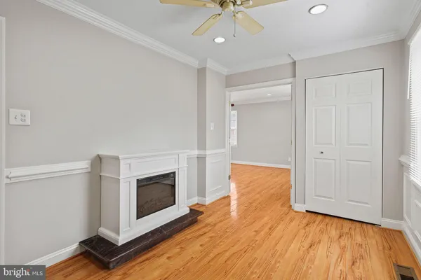 $3,800 | 8251 Clifton Farm Court, Alexandria, VA 22306