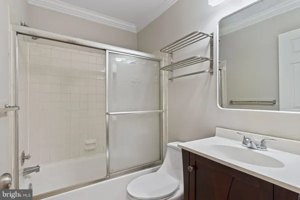 $3,800 | 8251 Clifton Farm Court, Alexandria, VA 22306