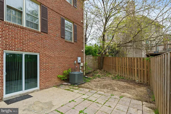 $3,800 | 8251 Clifton Farm Court, Alexandria, VA 22306