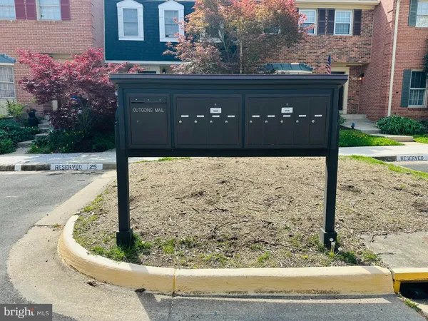 $3,800 | 8251 Clifton Farm Court, Alexandria, VA 22306