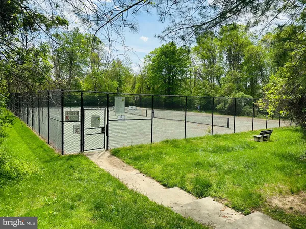 $3,800 | 8251 Clifton Farm Court, Alexandria, VA 22306