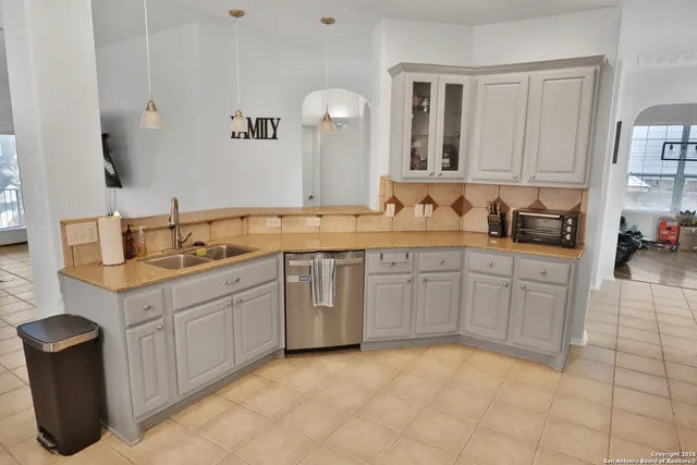 $490,000 | 23530 Enchanted Bend, San Antonio, TX 78260