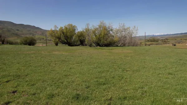 $197,630 | 19763 Butler Lane, Ola, ID 83657