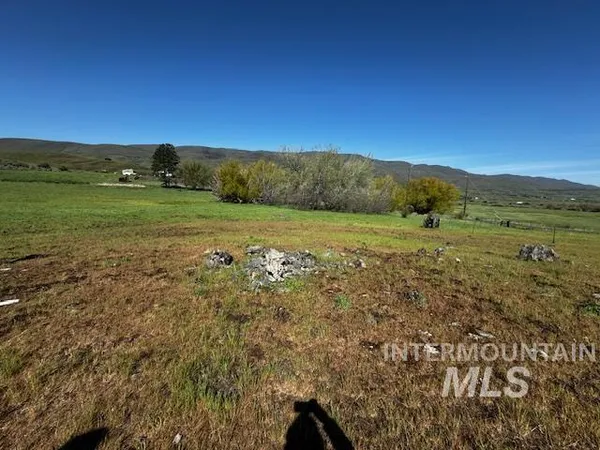 $197,630 | 19763 Butler Lane, Ola, ID 83657