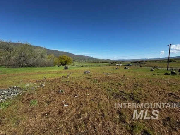 $197,630 | 19763 Butler Lane, Ola, ID 83657