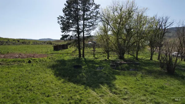 $197,630 | 19763 Butler Lane, Ola, ID 83657