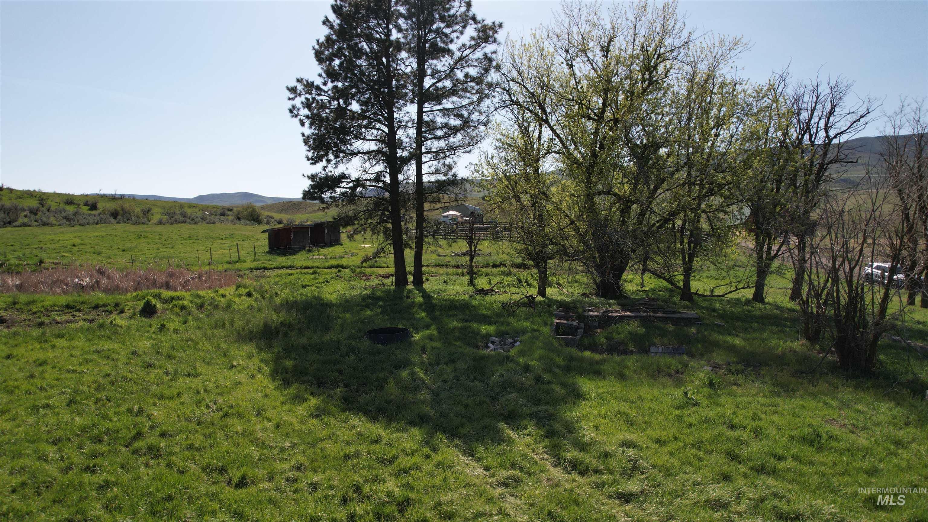 19763 Butler Lane Ola, ID 83657 - Photo 9 of 40