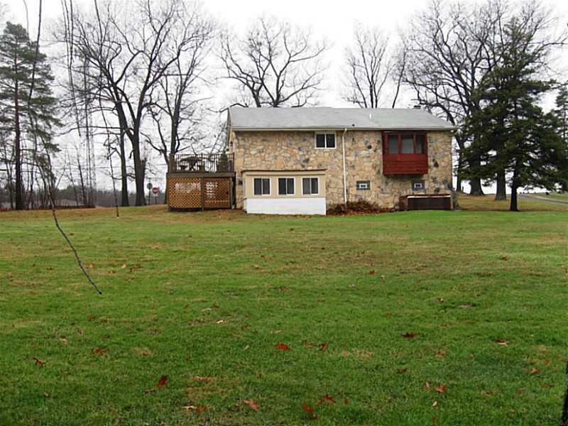 200 Chapel Road Beaver, PA 15009 - Photo 20 of 25 Exterior Back.