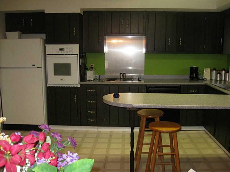200 Chapel Road Beaver, PA 15009 - Photo 6 of 25 Kitchen.