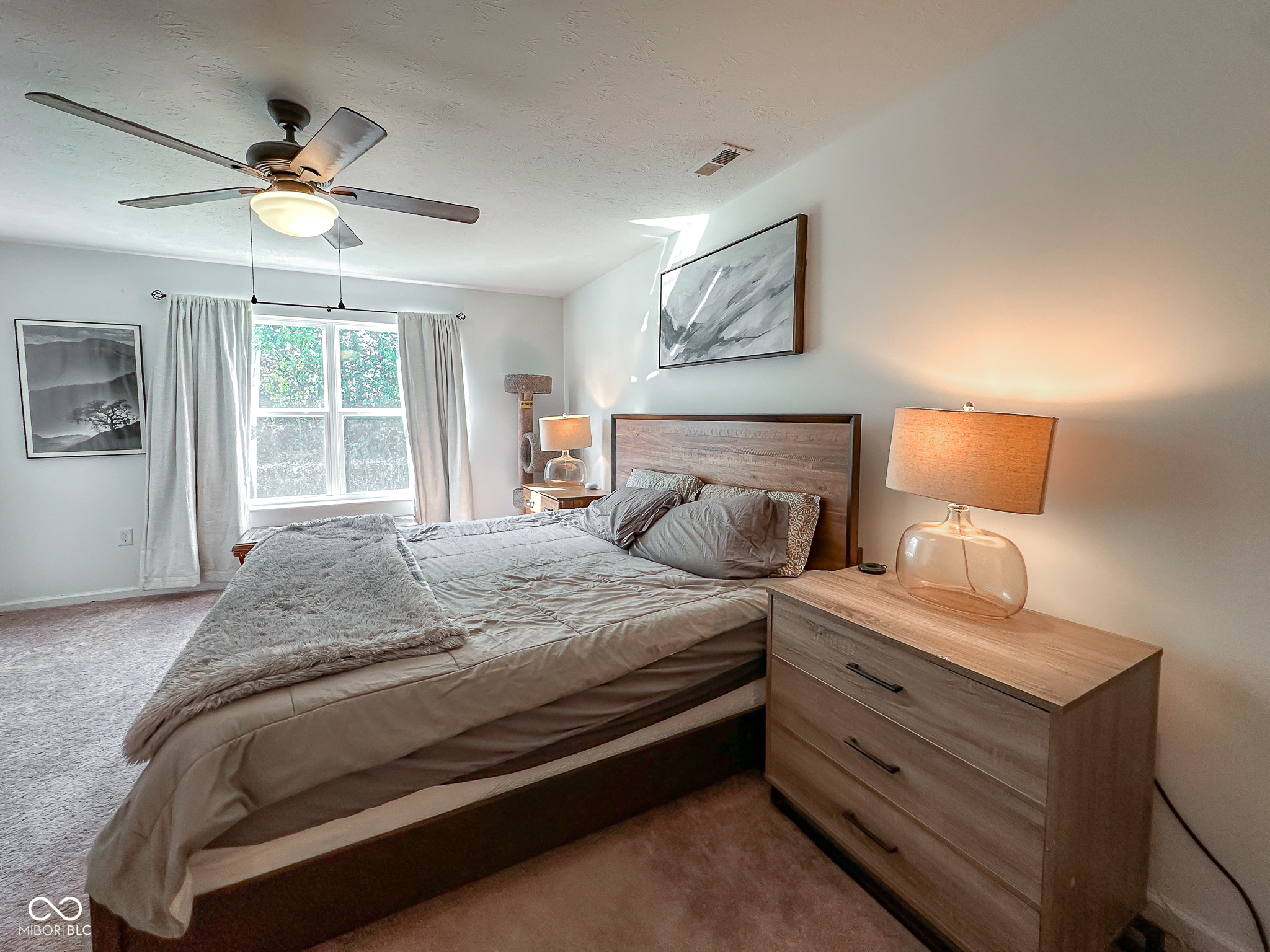 2127 Abbey Lane Columbus, IN 47201 - Photo 13 of 24