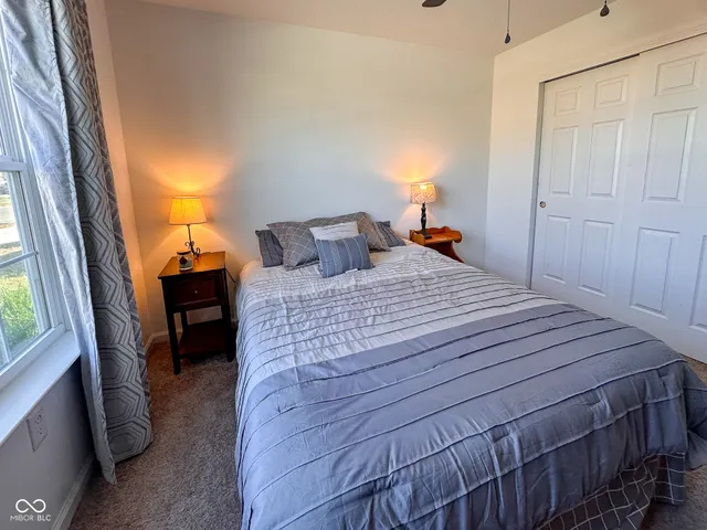 $304,900 | 2127 Abbey Lane, Columbus, IN 47201