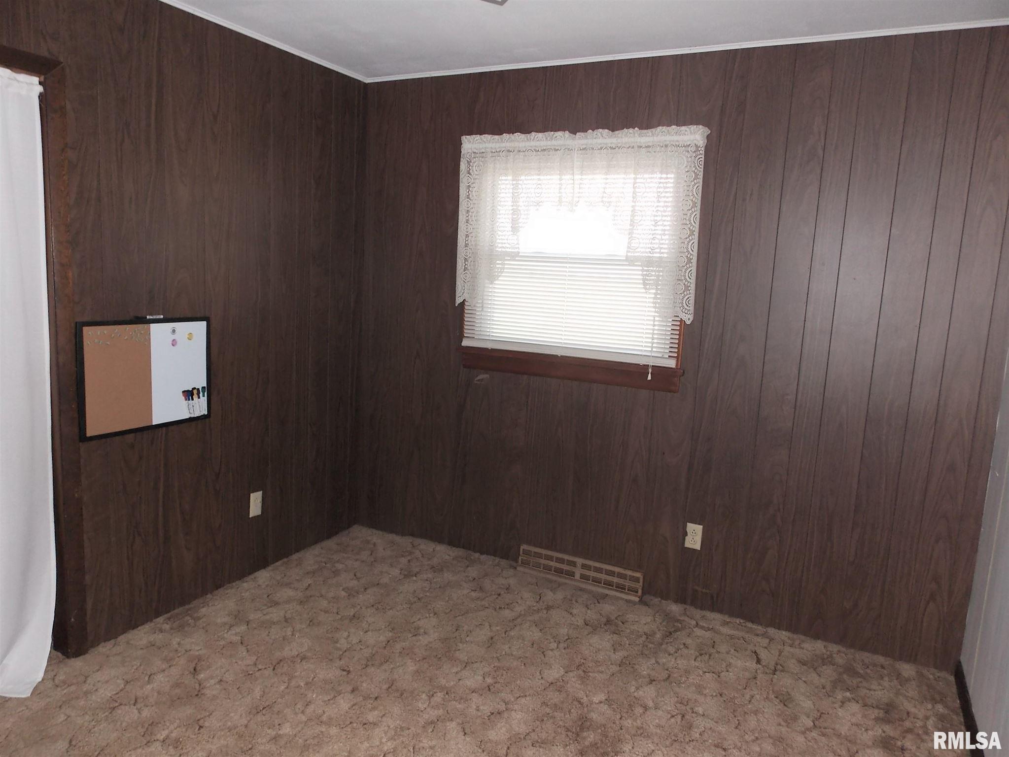 2101 Charlton Road Kell, IL 62853 - Photo 14 of 20