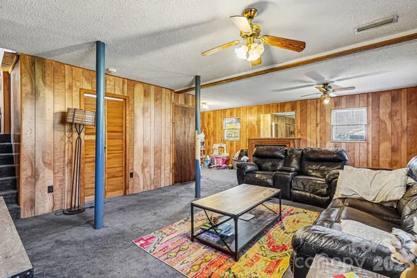 $250,000 | 5069 West Piedmont Circle, Conover, NC 28613