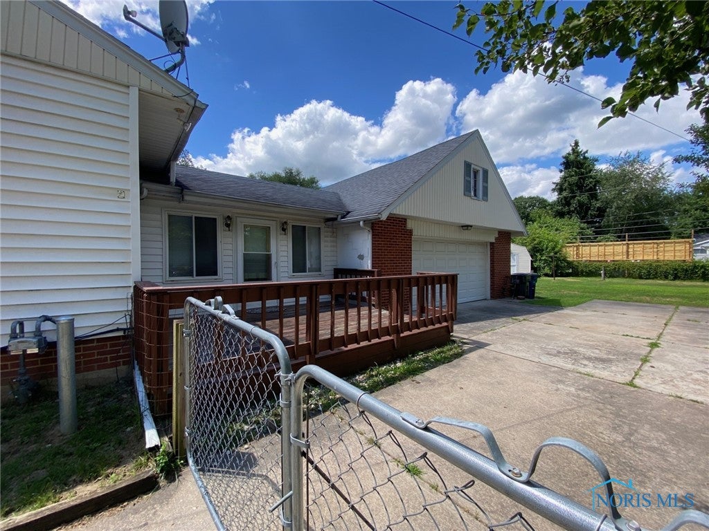 5544 Fleet Road Toledo, OH 43615 - Photo 13 of 14 Gallery Image 13