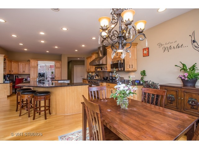 1501 Guthrie Drive Inverness, IL 60067 - Photo 7 of 25