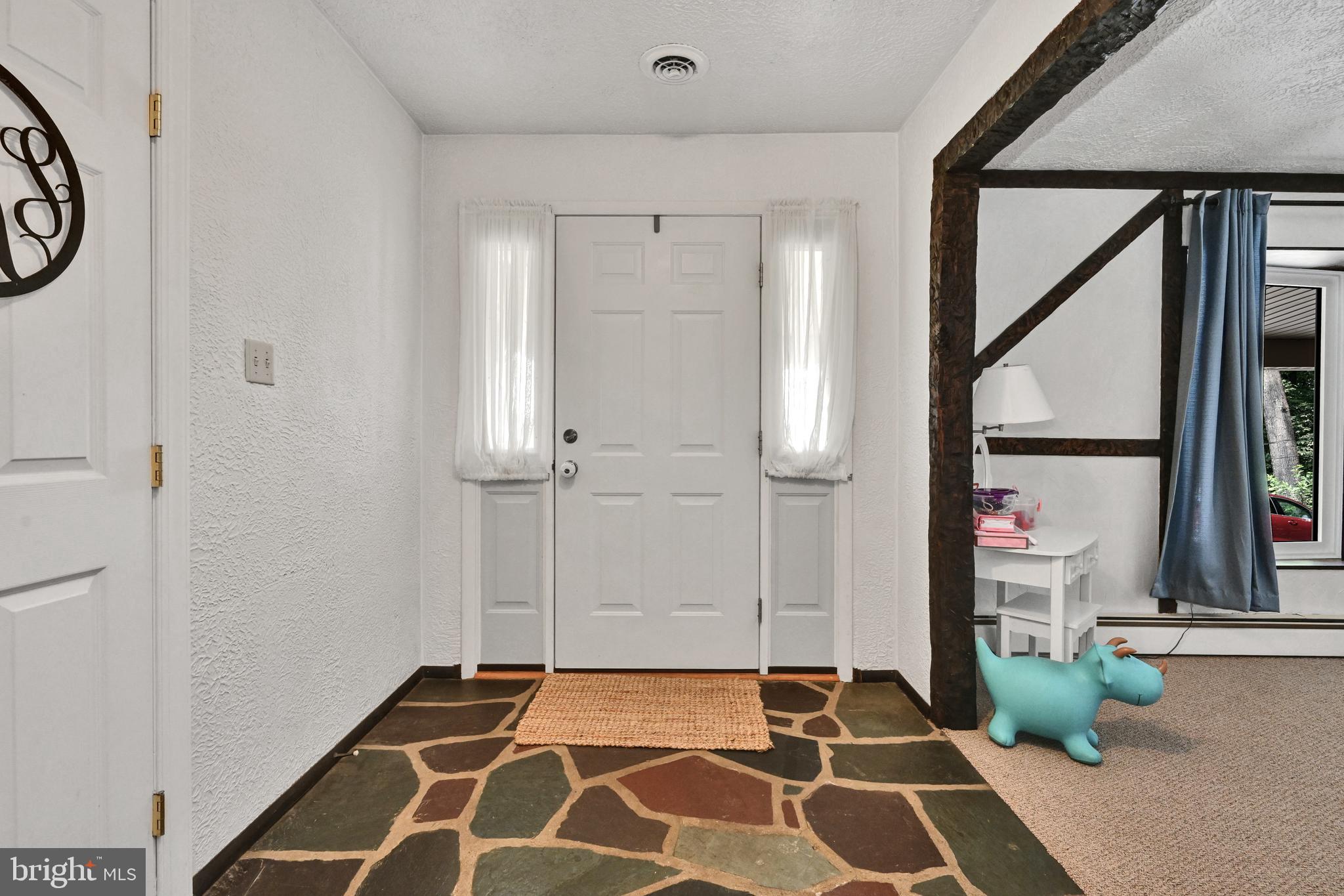 2209 Keeney Road Spring Grove, PA 17362 - Photo 4 of 28