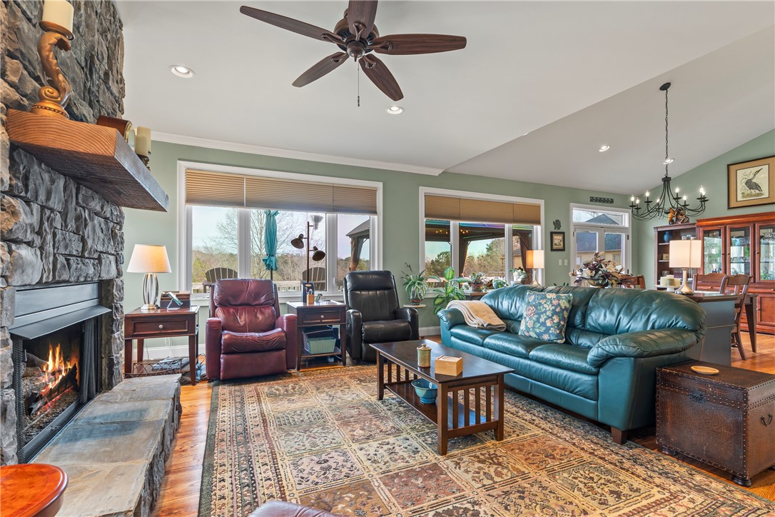 307 Stardust Lane Seneca, SC 29672 - Photo 6 of 50