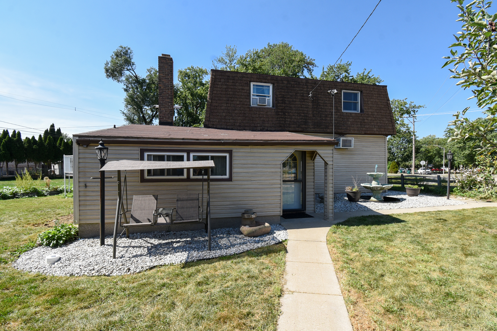 8145 State Road Burbank, IL 60459 - Photo 1 of 31 Gallery Image 1
