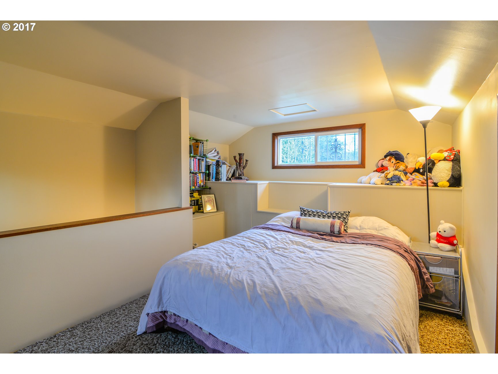 5925 Southwest Pendleton Court Portland, OR 97221 - Photo 21 of 31 Bedroom