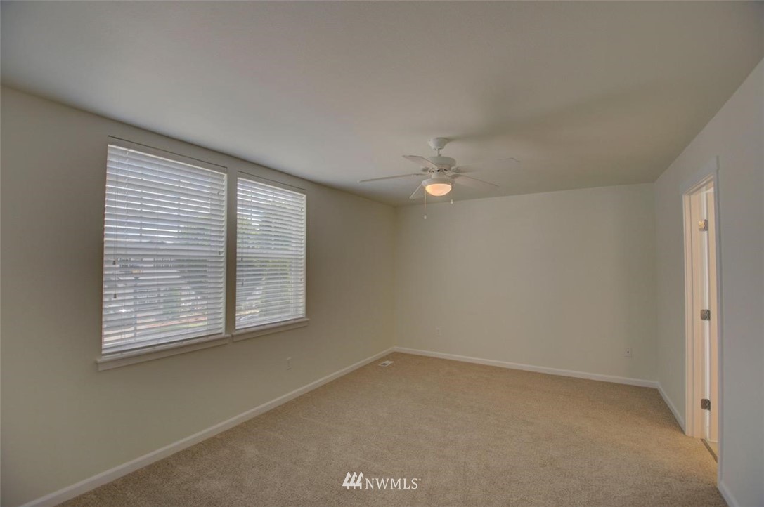 6923 Inlay Street Southeast Lacey, WA 98513 - Photo 17 of 29 Gallery Image 17
