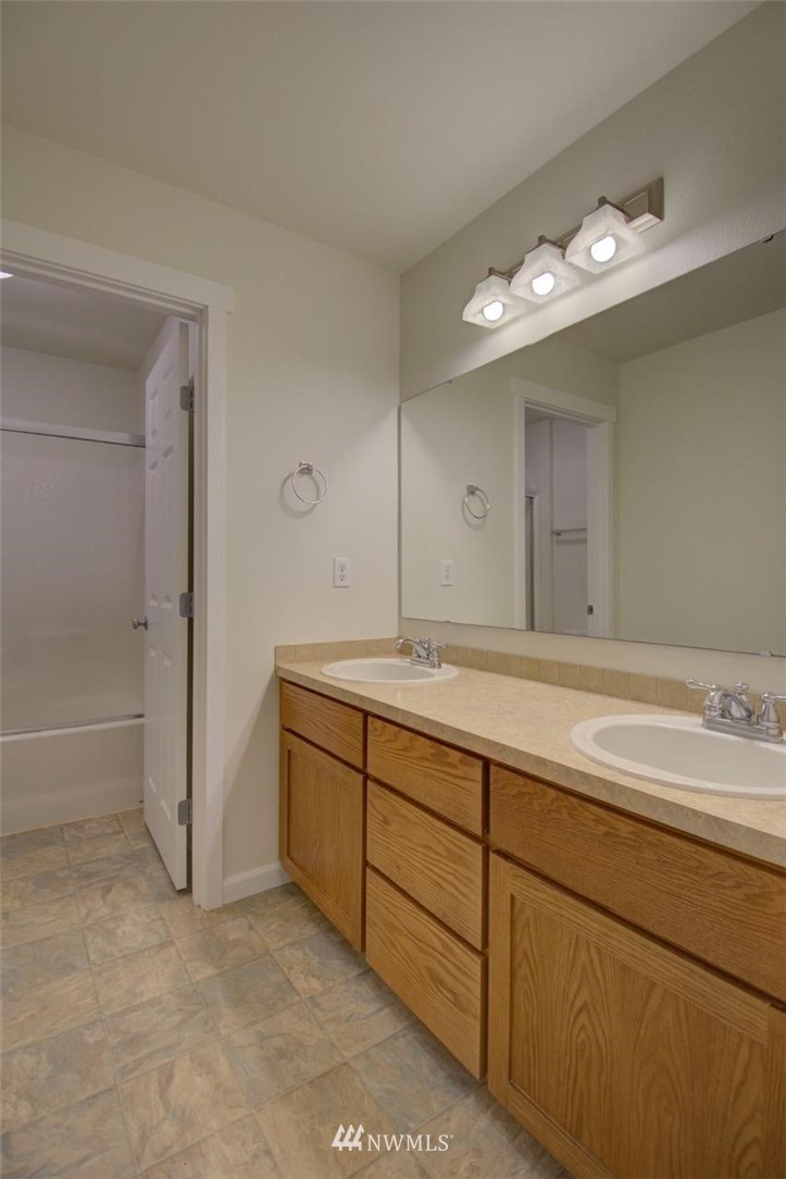 6923 Inlay Street Southeast Lacey, WA 98513 - Photo 26 of 29 Gallery Image 26