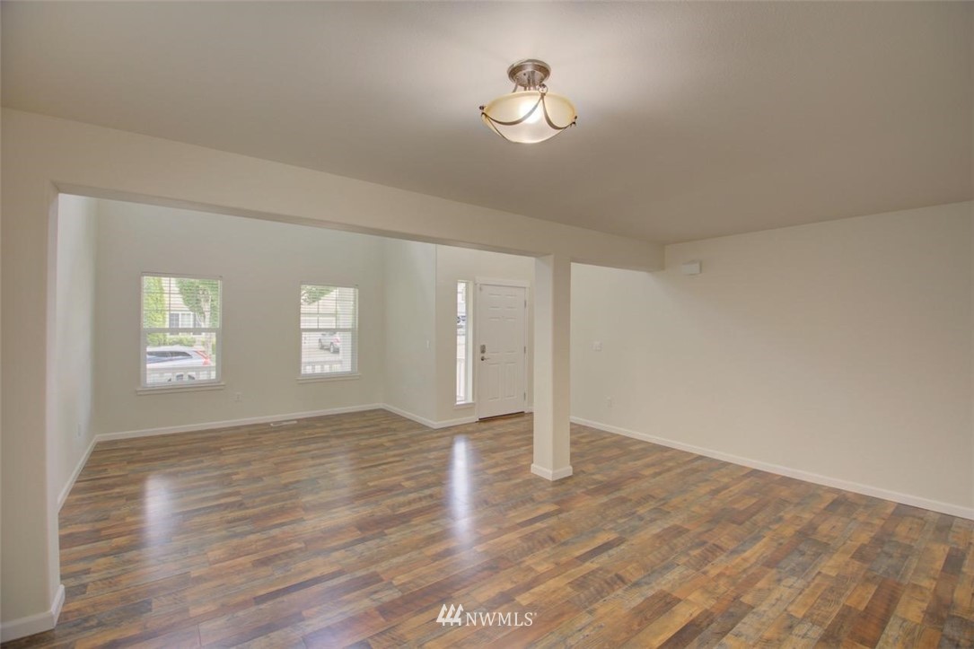 6923 Inlay Street Southeast Lacey, WA 98513 - Photo 5 of 29 Gallery Image 5