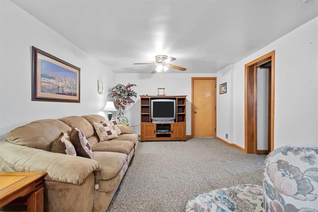 466 Orchard Spring Road Pittsburgh, PA 15220 - Photo 24 of 36 Gallery Image 24