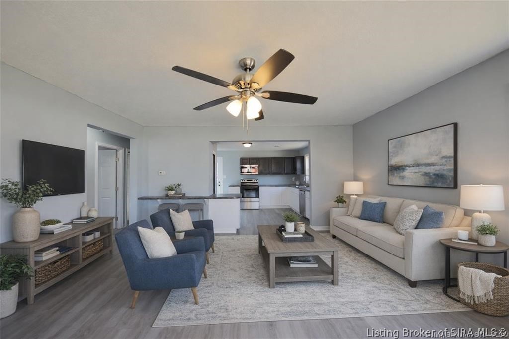 491 West Cross Street Austin, IN 47102 - Photo 9 of 24