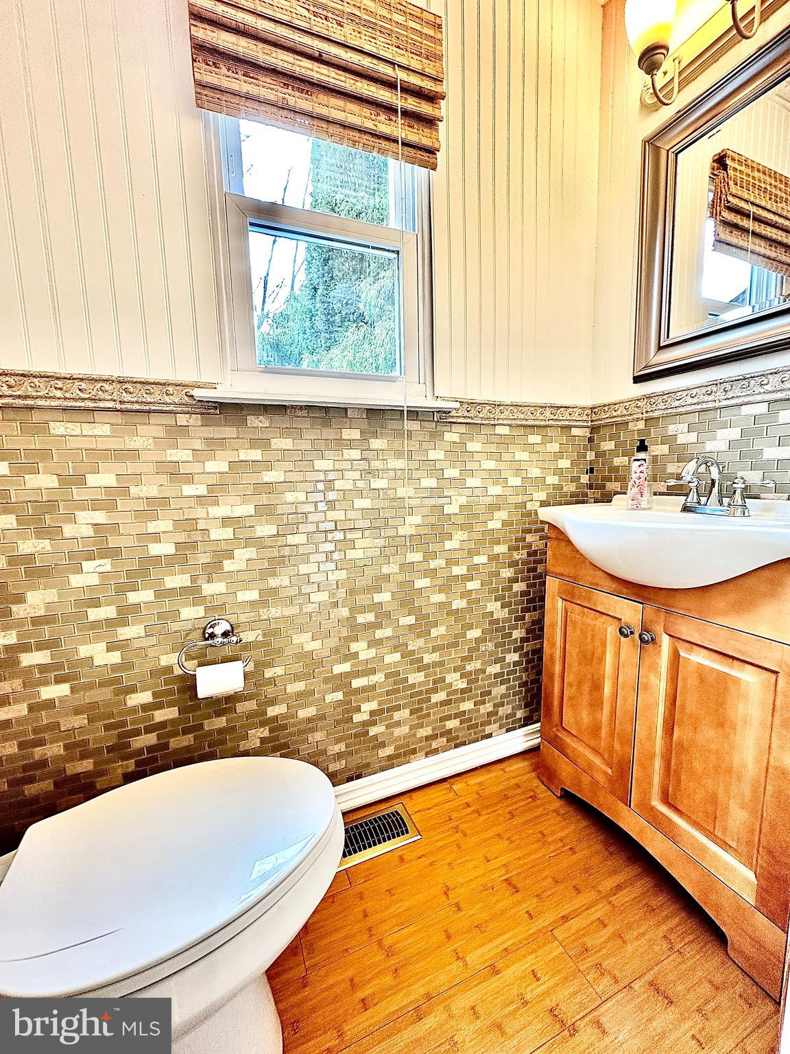 237 Tether Way Doylestown, PA 18901 - Photo 26 of 26 Powder room