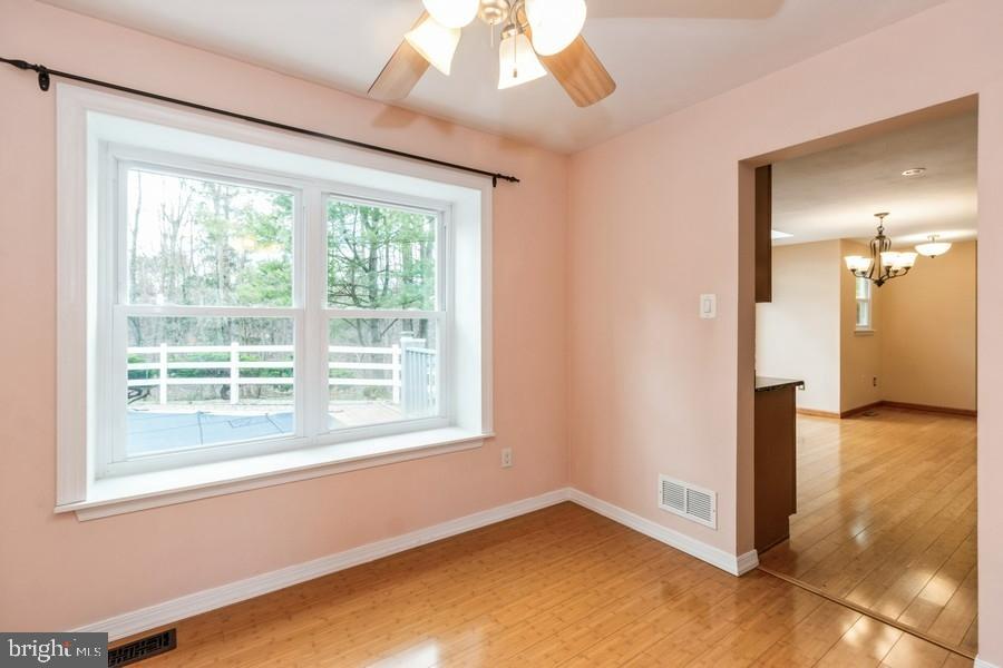 237 Tether Way Doylestown, PA 18901 - Photo 7 of 26 Dining room