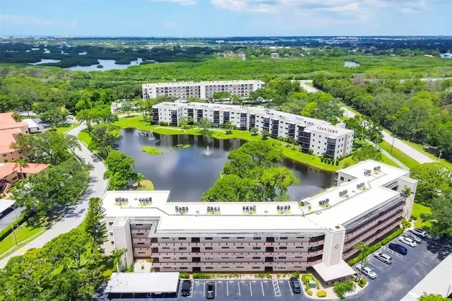 $214,900 | 6188 80th Street North, Unit 102, St. Petersburg, FL 33709