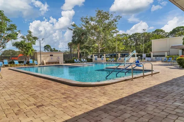 $214,900 | 6188 80th Street North, Unit 102, St. Petersburg, FL 33709