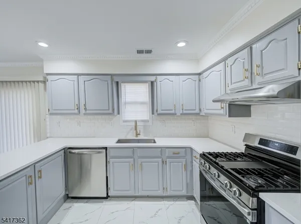 $2,700 | 1141 Clawson Court, Plainfield, NJ 07060