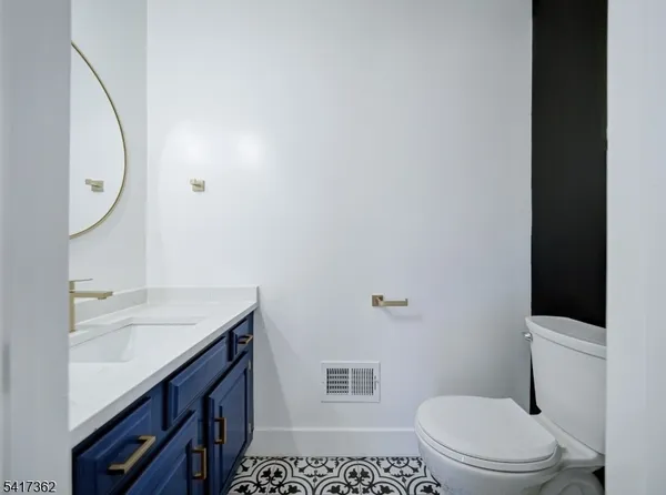 $2,700 | 1141 Clawson Court, Plainfield, NJ 07060