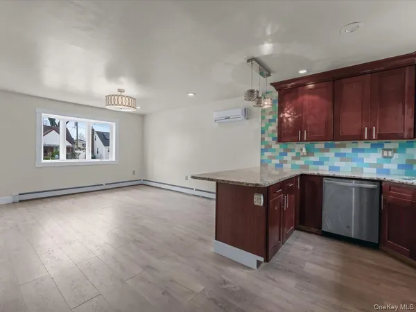 $675,000 | 215 Hathaway Avenue, Elmont, NY 11003